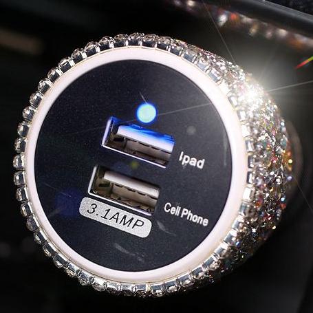 Diamond-studded car charger head fast charge