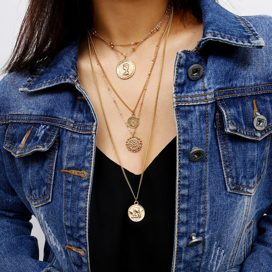 Multi-layered creative necklace